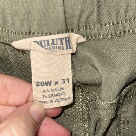 Duluth Trading Womens Cargo Pants Size 20W Olive Green Nylon/Spandex Relaxed Fit - Picture 4 of 5